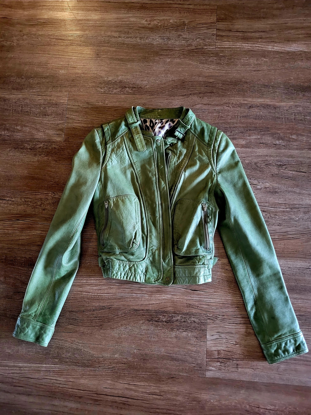 Women’s Green Leather Jacket - Stylish Short Moto. Genuine Lamb